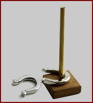 pa109b horse shoe game